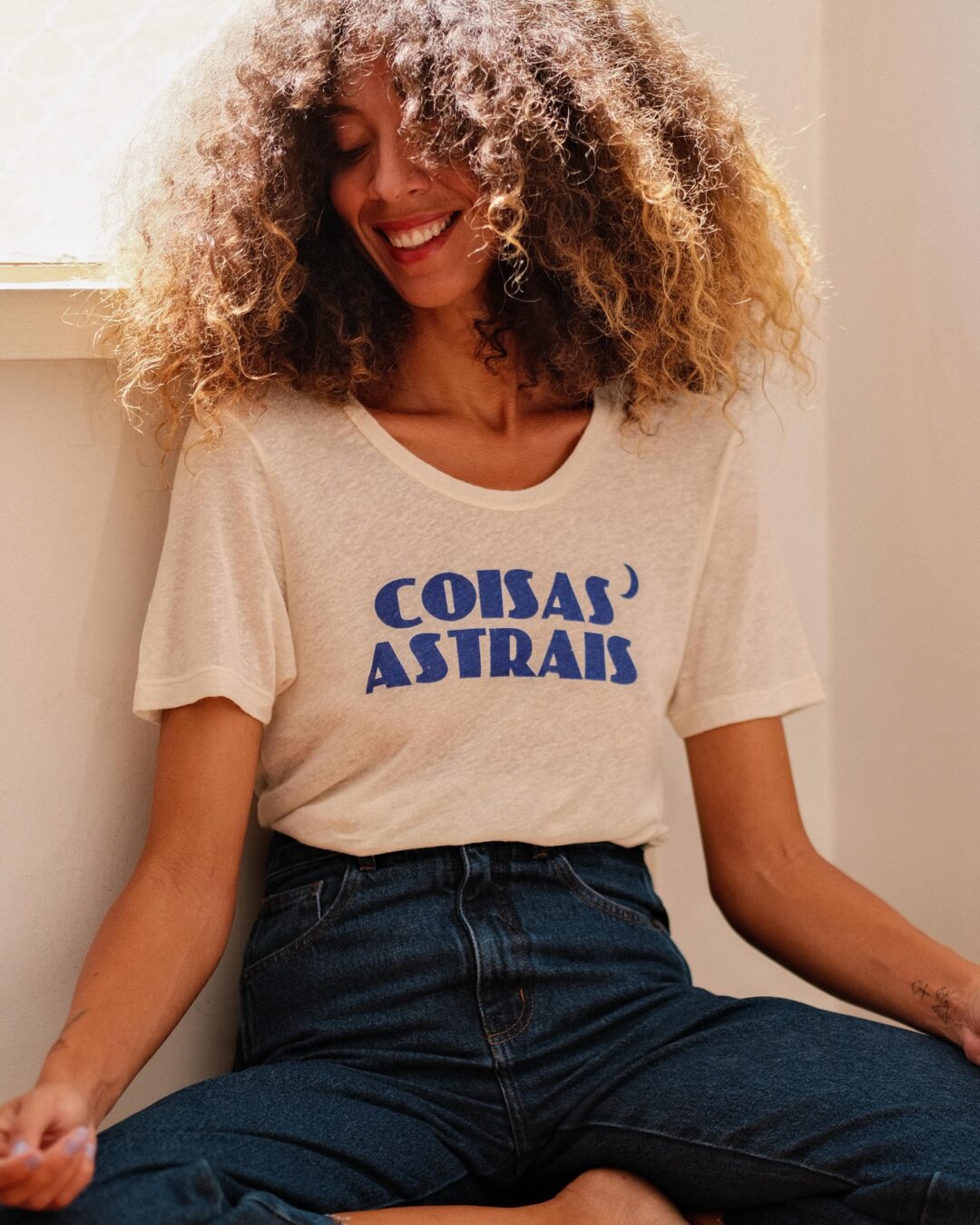 Camiseta Coisas_OFF WHITE - Imagem 4