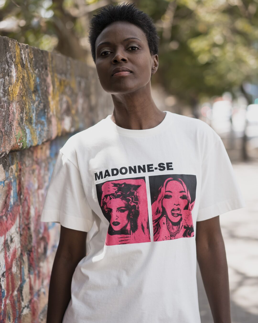 Camiseta Madonne-se_OFF WHITE